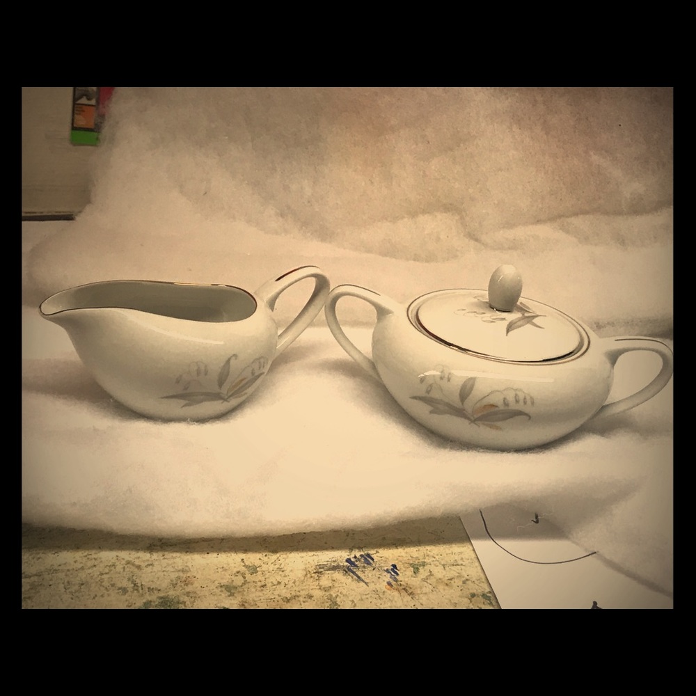 Vintage Kaysons Fine China sugar & creamer bowls
